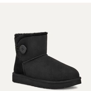 Black ankle length mini classic Uggs